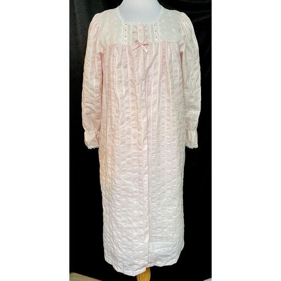 Carriage Court Vintage Pink Nightgown & Robe Set Sz S Eyelet Lace Ribbon Detail - Picture 1 of 8
